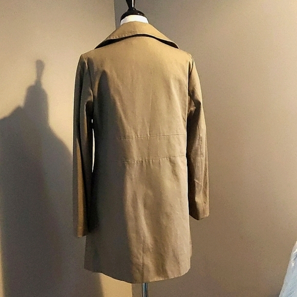 Kristian Alfonso NWOT's Women's Peacoat with Gold Button Accents Sz Med - Picture 4 of 9